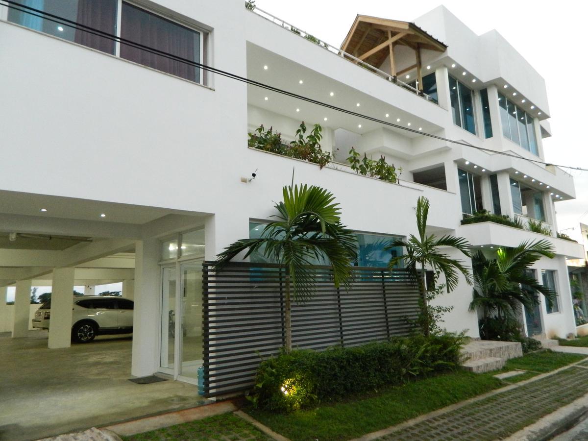 Figaro Hotel Samana Exteriör bild
