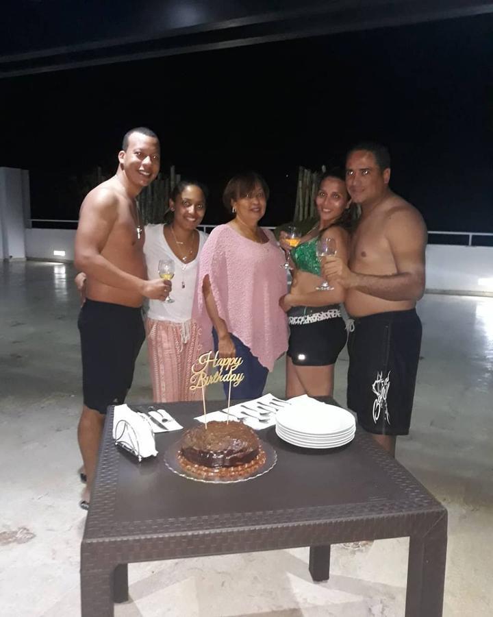 Figaro Hotel Samana Exteriör bild